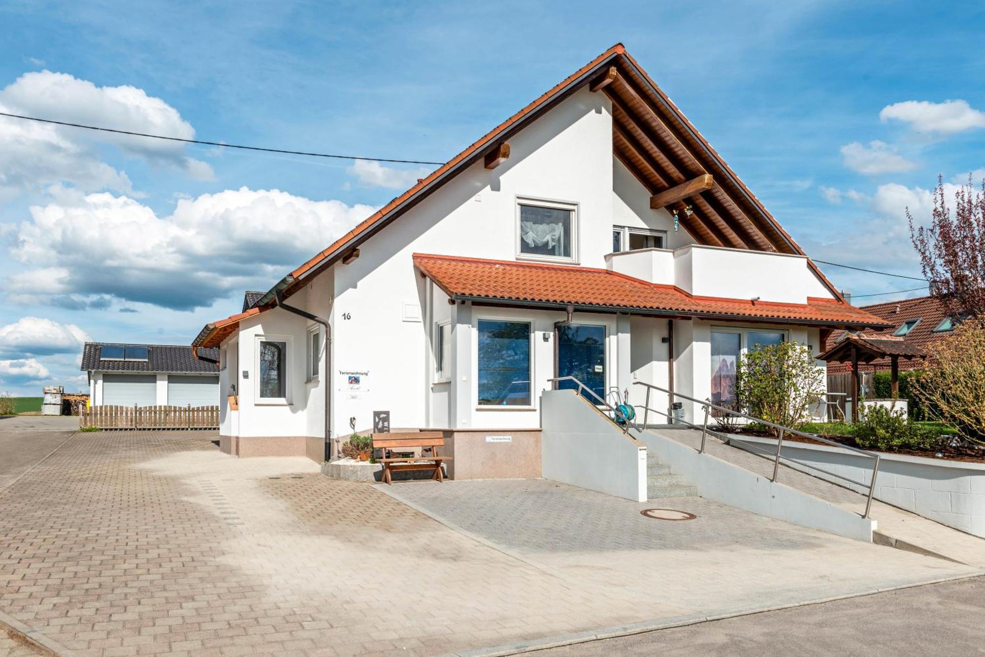 Arnold Laubbach Appartement Ostrach Buitenkant foto